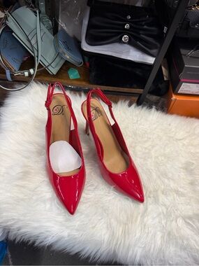 Delicious Red Slingback Pointed Patent Heels (NWOB)